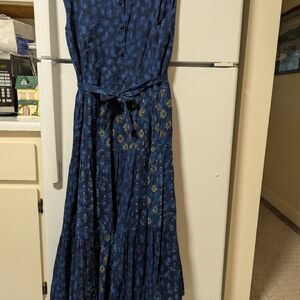 Elegant Blue Sleeveless Dress